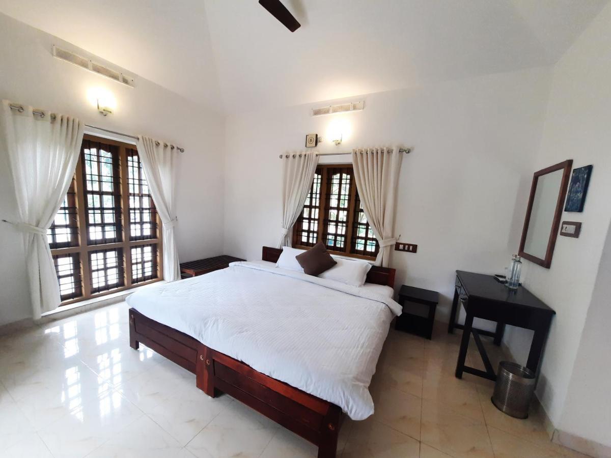 Oriole Homestay Thekkady Kültér fotó