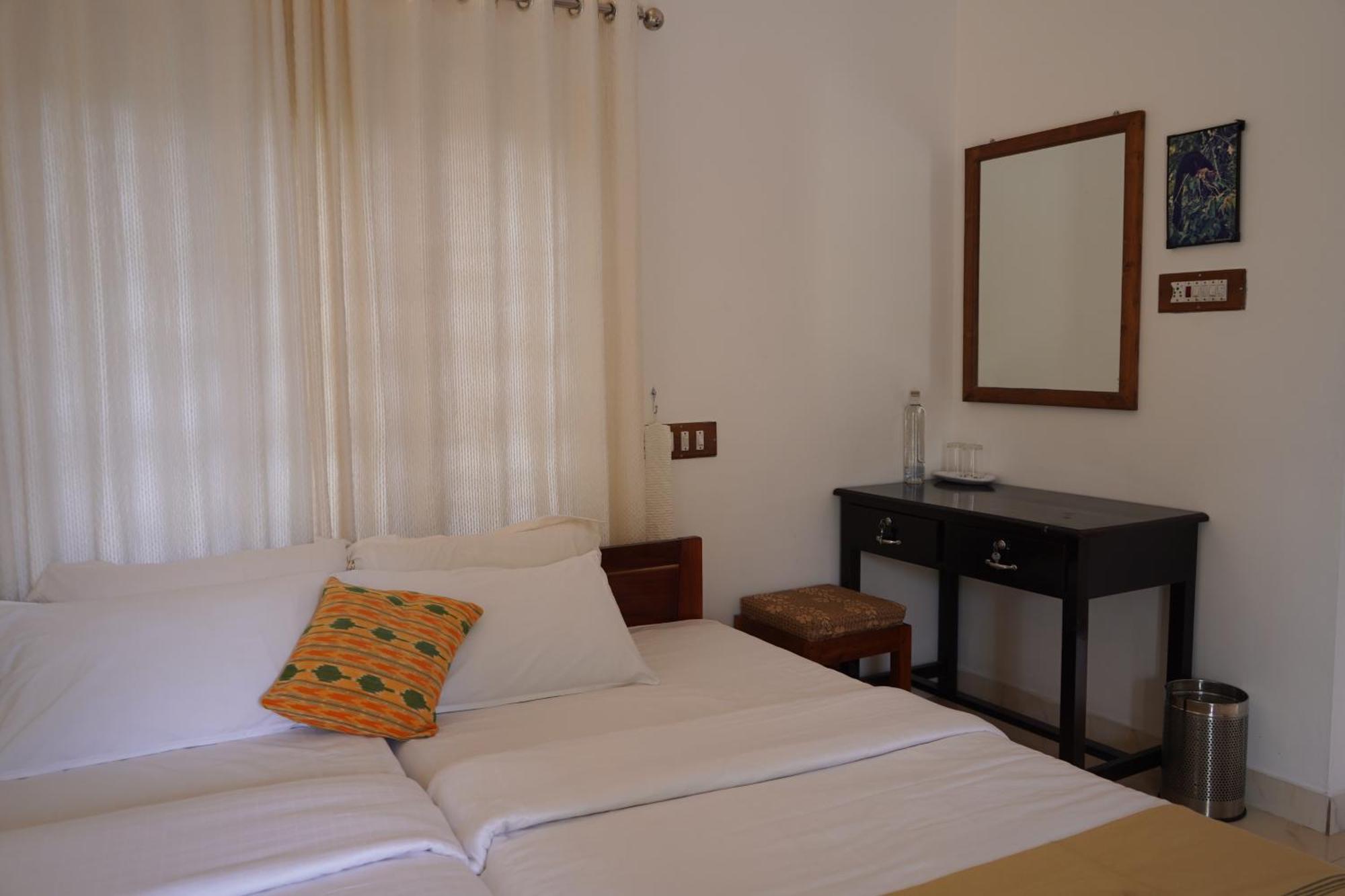 Oriole Homestay Thekkady Kültér fotó
